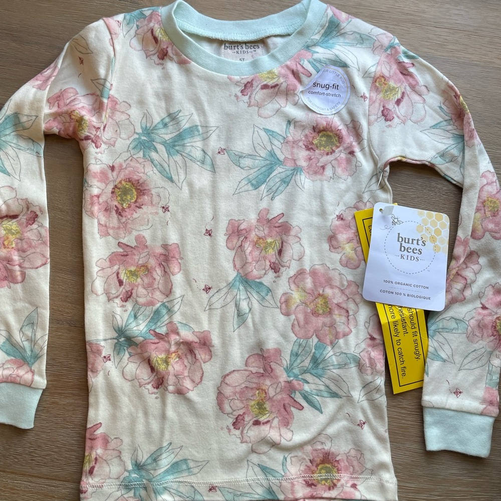 NWT Burt’s Bees Kids 5T flower Shirt